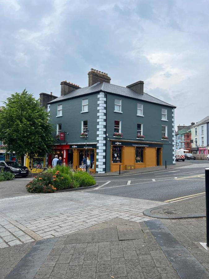 No. 1 Bridge Street Apartment Westport Exterior photo